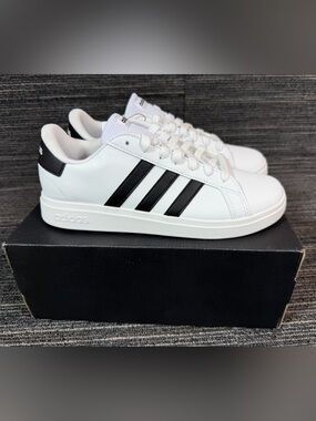 adidas Grand Court 2.0 Kids White with Black Stripe Low-Top Sneaker Unisex 6 New